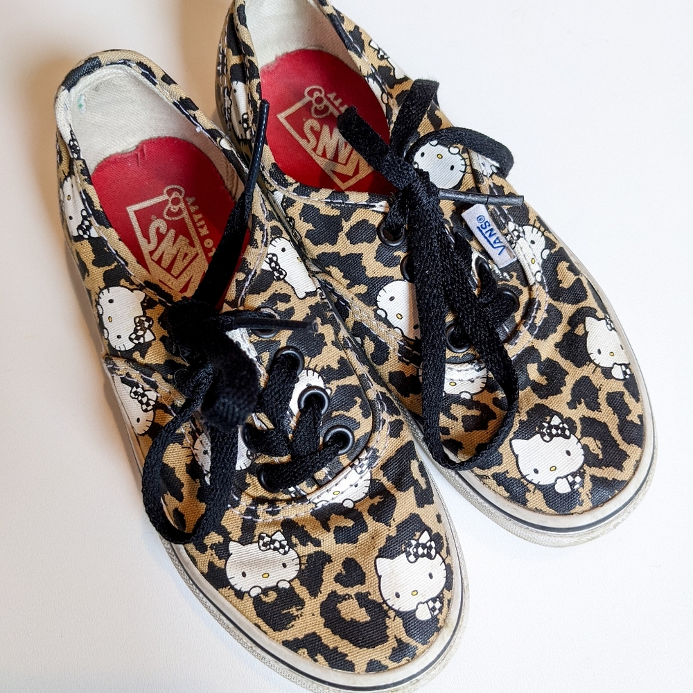Limited Edition Hello Kitty Vans - Youth 12